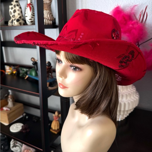 Red Sequined Rose Embroidered Cowboy Hat - Picture 3 of 11